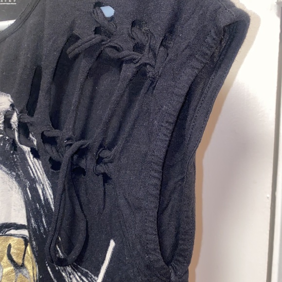 Guess Small Short Sleeve Black Gold Angelina Shirt - Picture 9 of 9